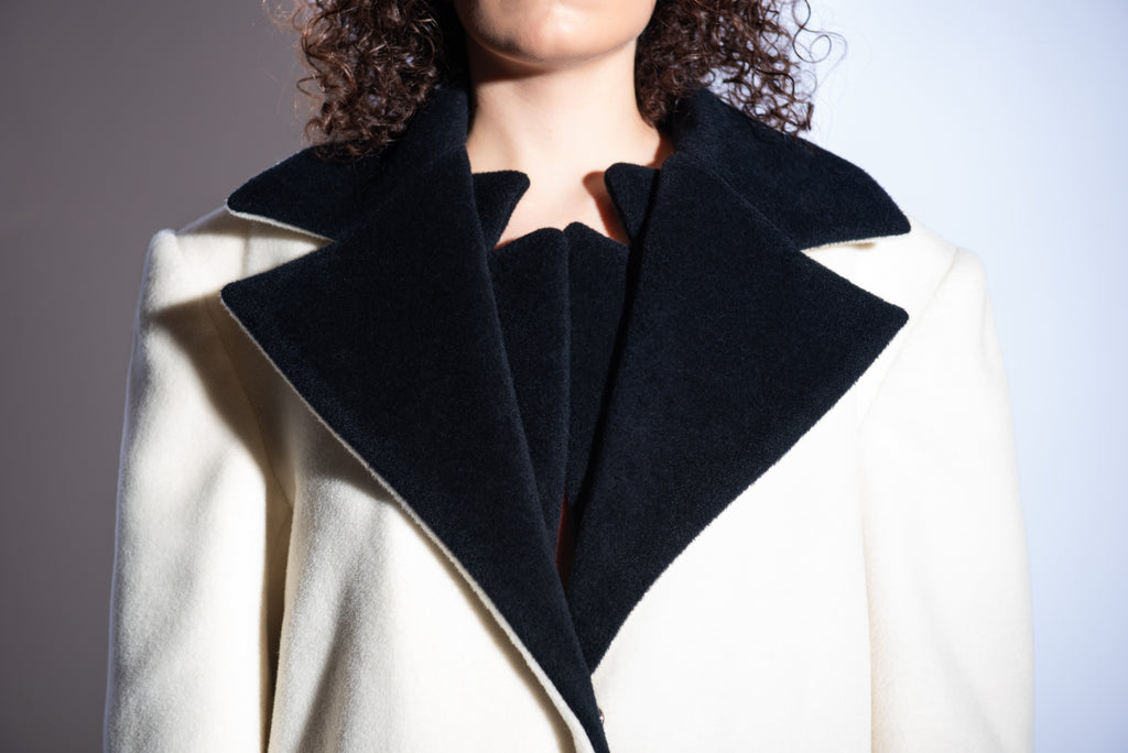 THE WHITE coat